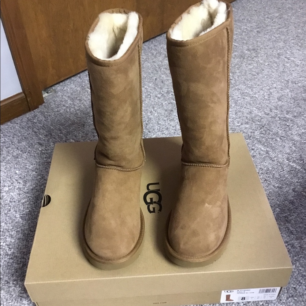 Ugg Women’s Classic Tall II Boots